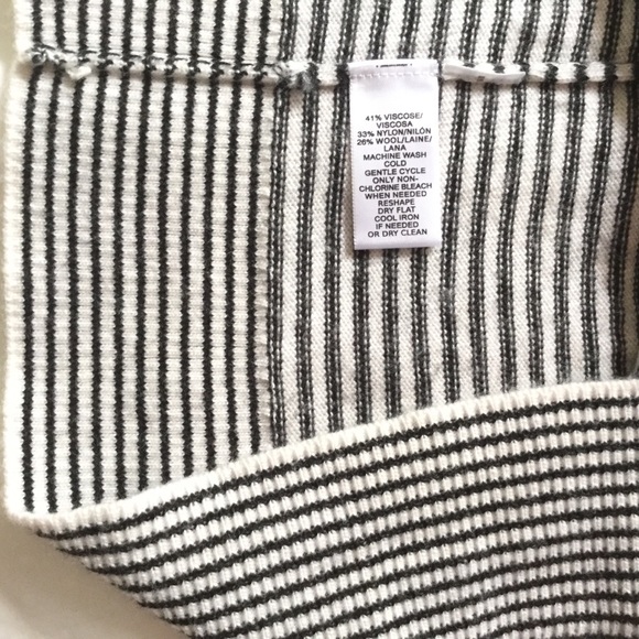 Striped Tied-Sleeved Sweater - Picture 4 of 6